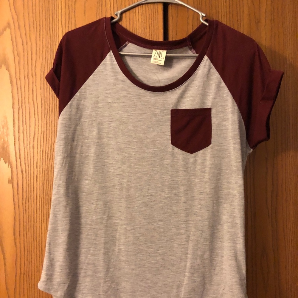 Grey/Maroon shirt - small